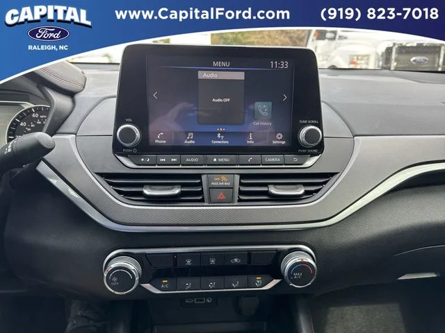 Used 2025 Gray Nissan 2.5 SR image 24