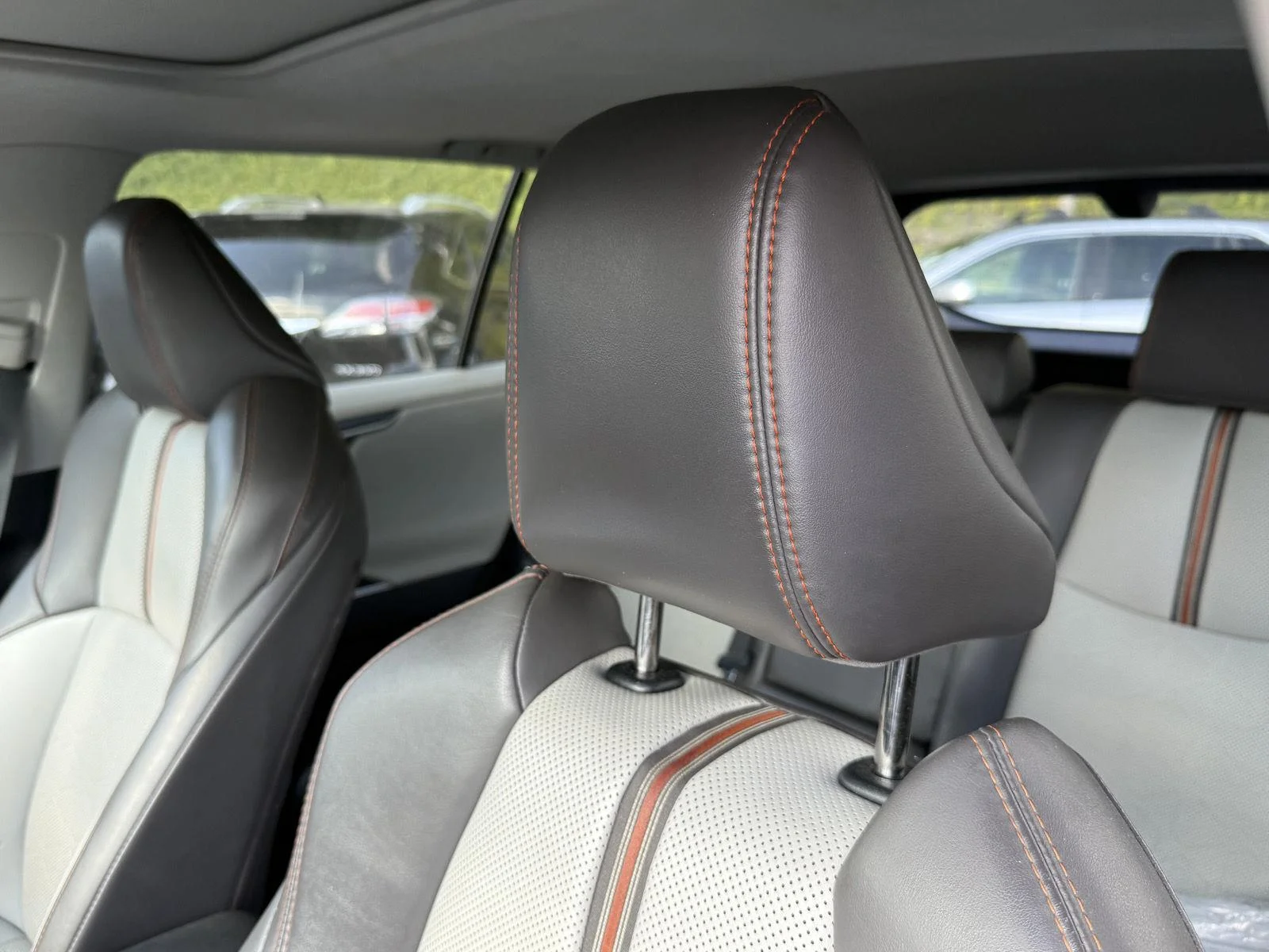 Used 2019 Ruby Flare Pearl Toyota Adventure image 12