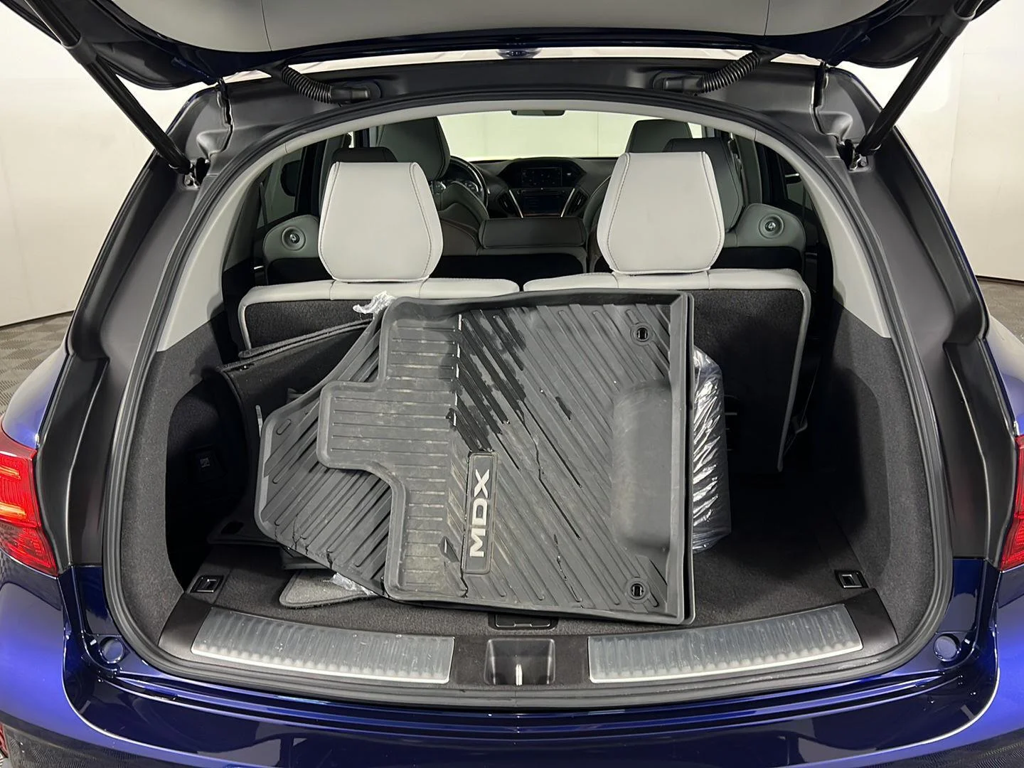 Used 2019  Acura w/Technology Pkg image 24