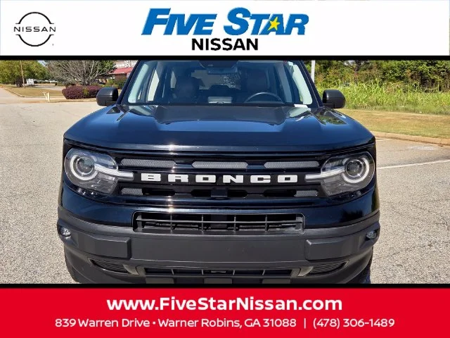 Used 2023 Black Ford Outer Banks image 2