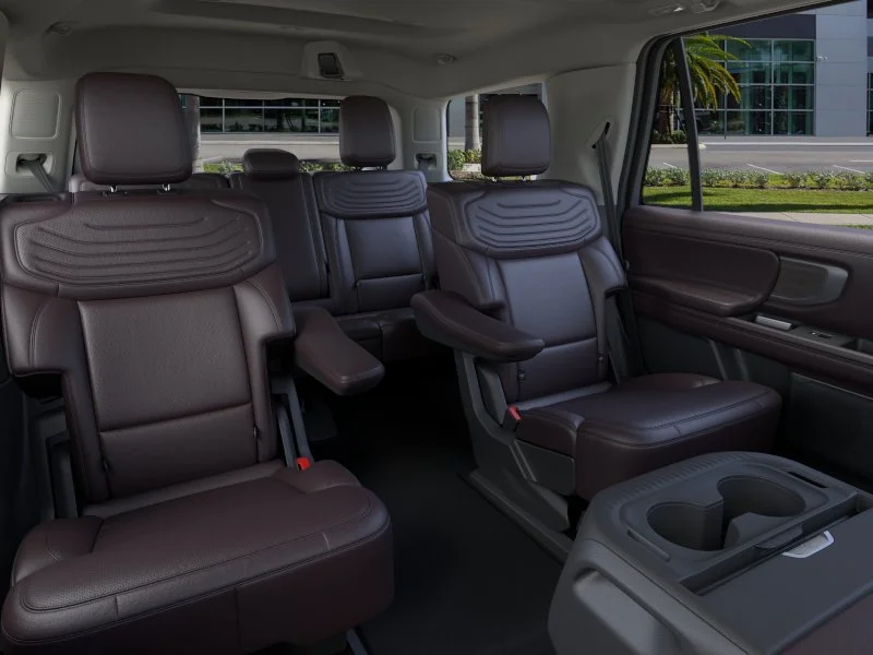 New 2025 Agate Black Metallic Ford Platinum® image 31