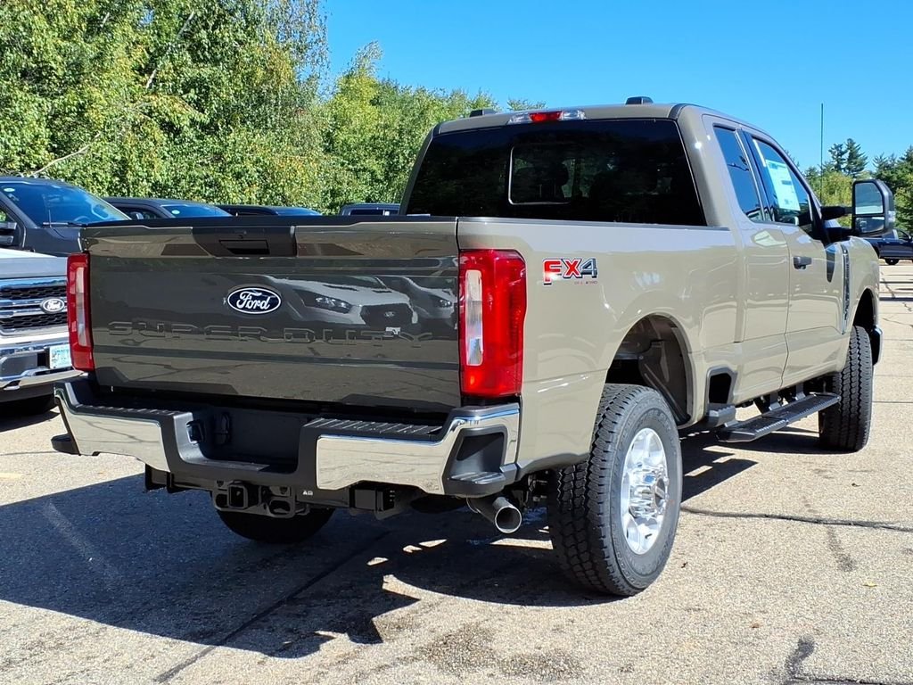 New 2027 Marsh Gray Metallic Ford F-350® XLT image 5