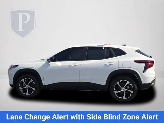 New 2026 Summit White Chevrolet 1RS image 11