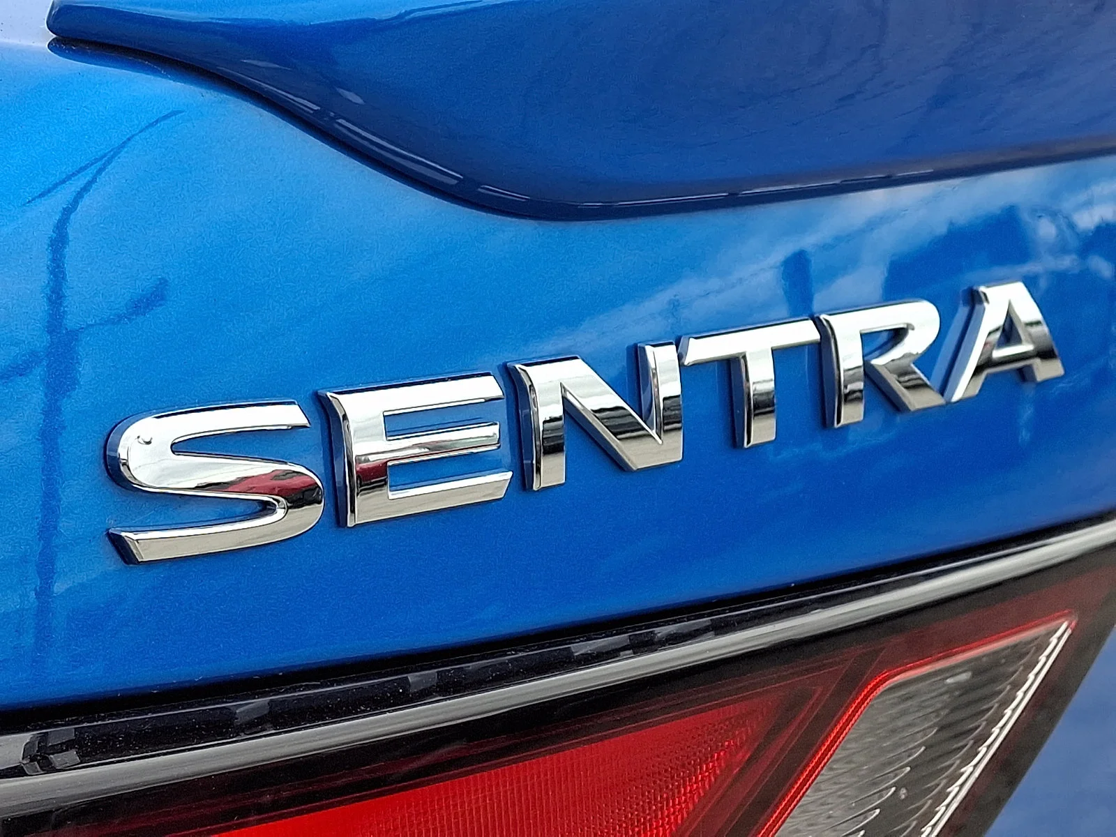 Used 2023 Blue Nissan SR image 30