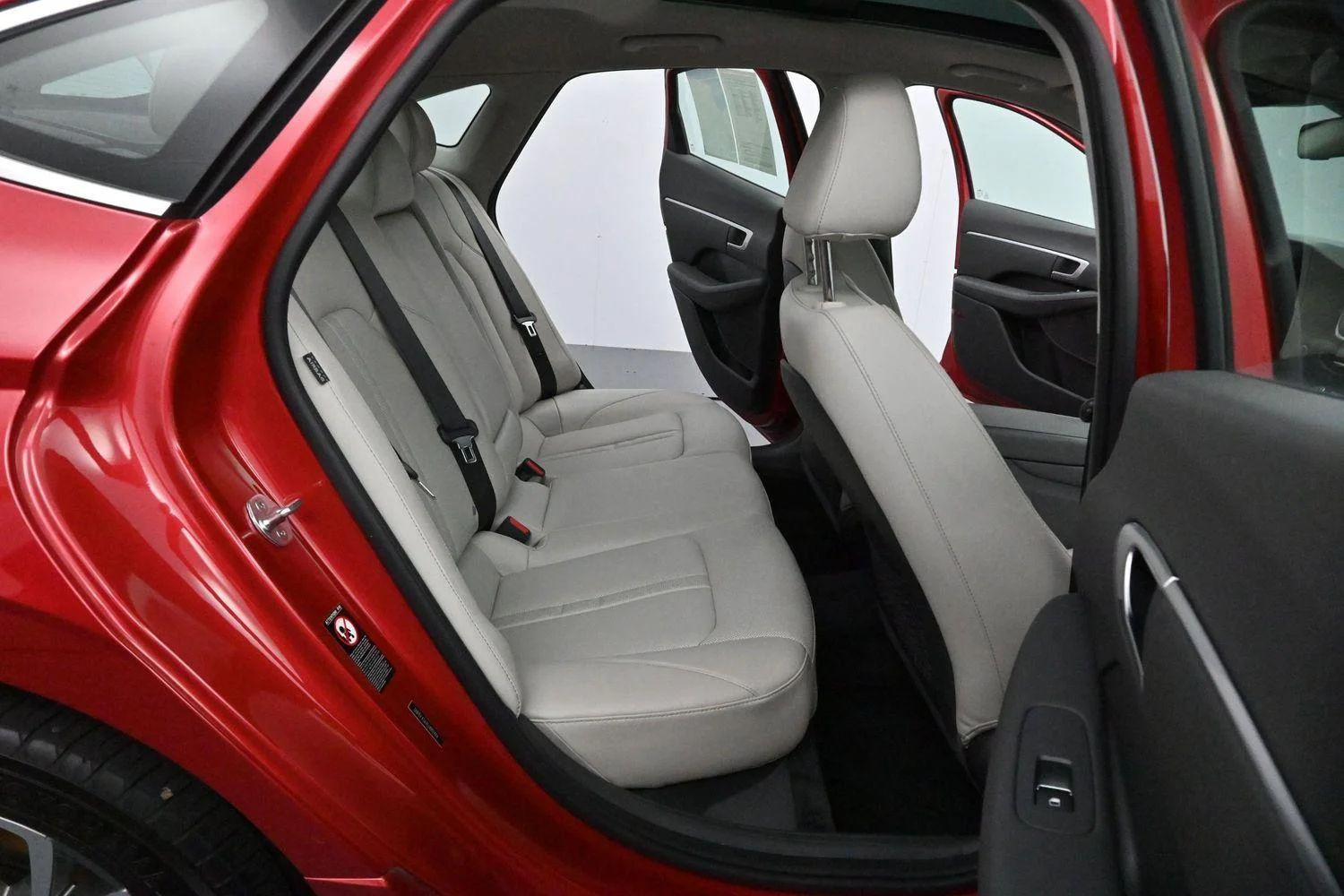 Used 2020  Hyundai SEL image 35