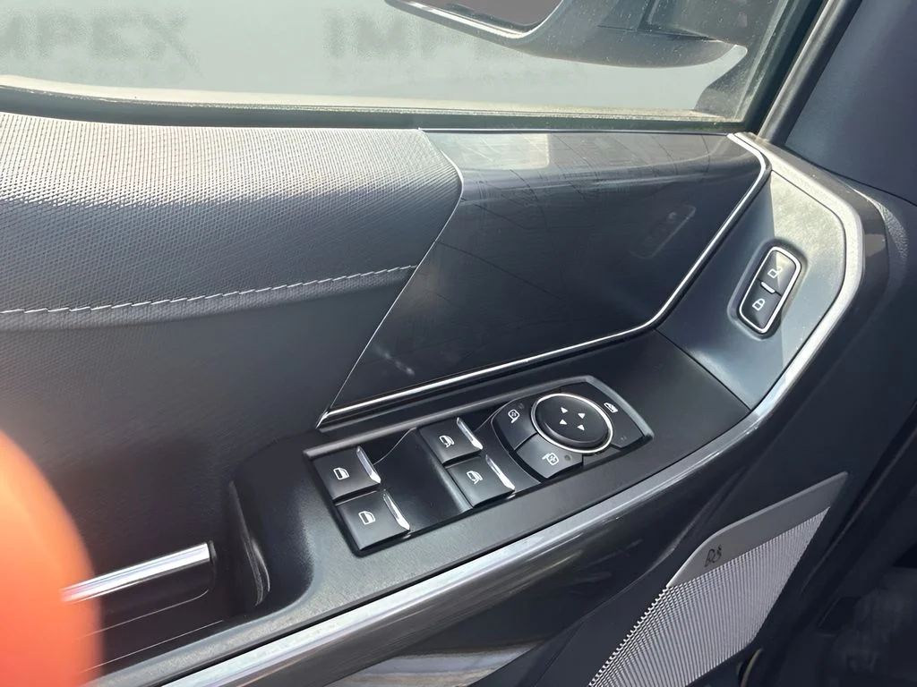 Used 2022 Silver Ford XLT image 18