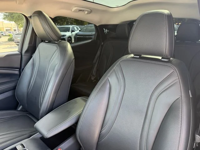 Used 2021 Silver Metallic Ford Premium image 11