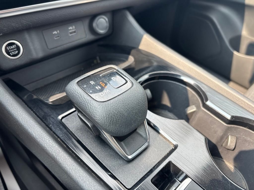 Used 2021 Gray Nissan S image 28