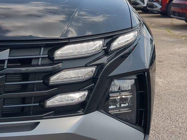 2025 Hyundai Tucson SE - Photo 10