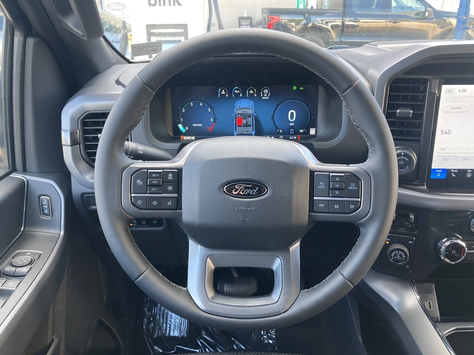 New 2026 Oxford White Ford XLT image 12