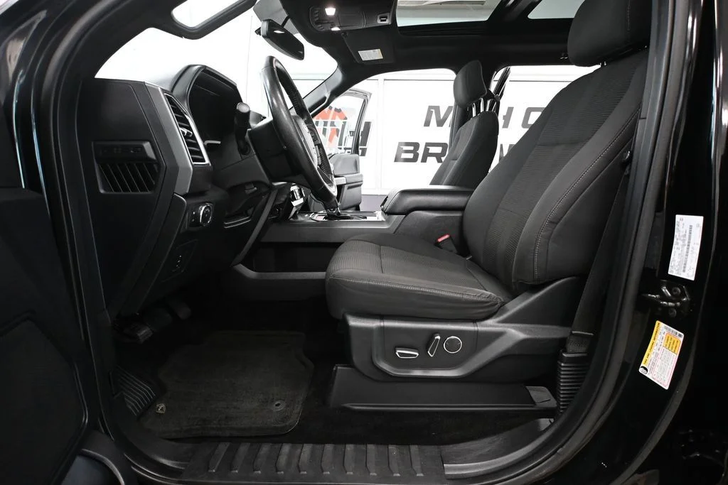 Used 2016 Black Ford XLT image 23