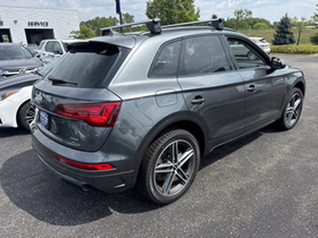 Used 2023 Daytona Gray Pearl Effect Audi e quattro S line Prem Pl 55 TFSI image 87