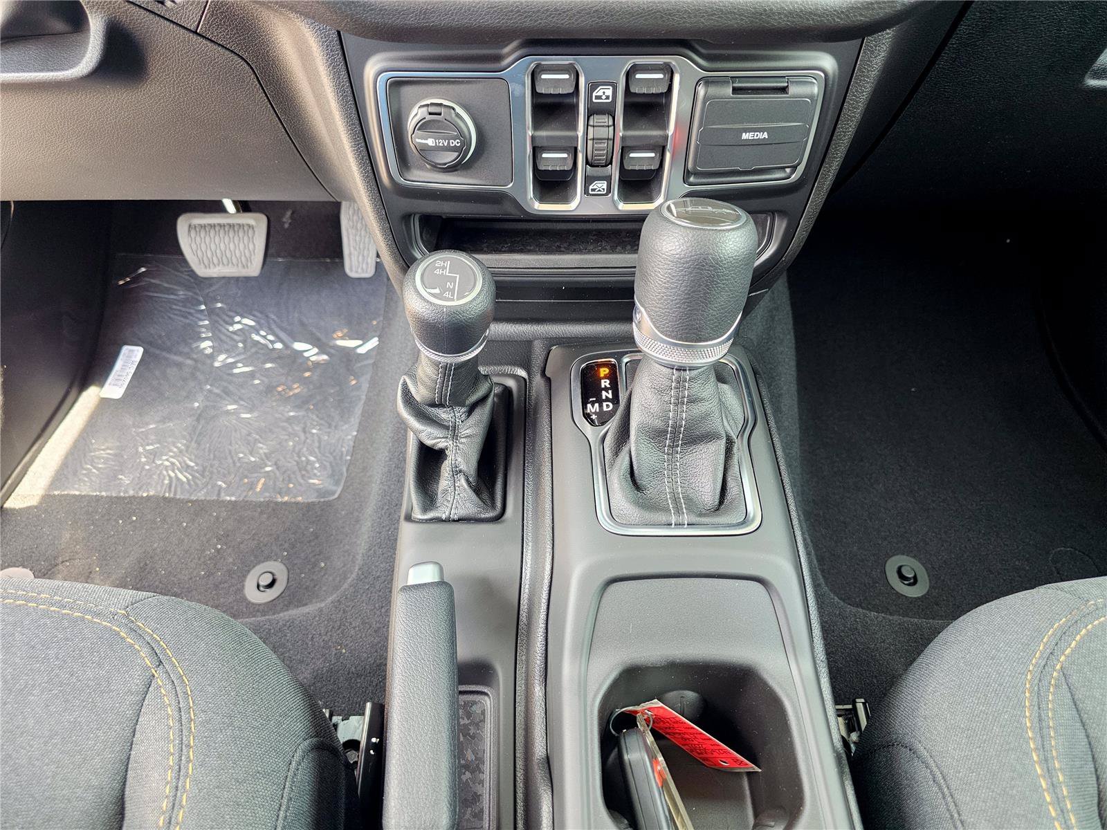 New 2026 Reign Jeep Sport S image 26