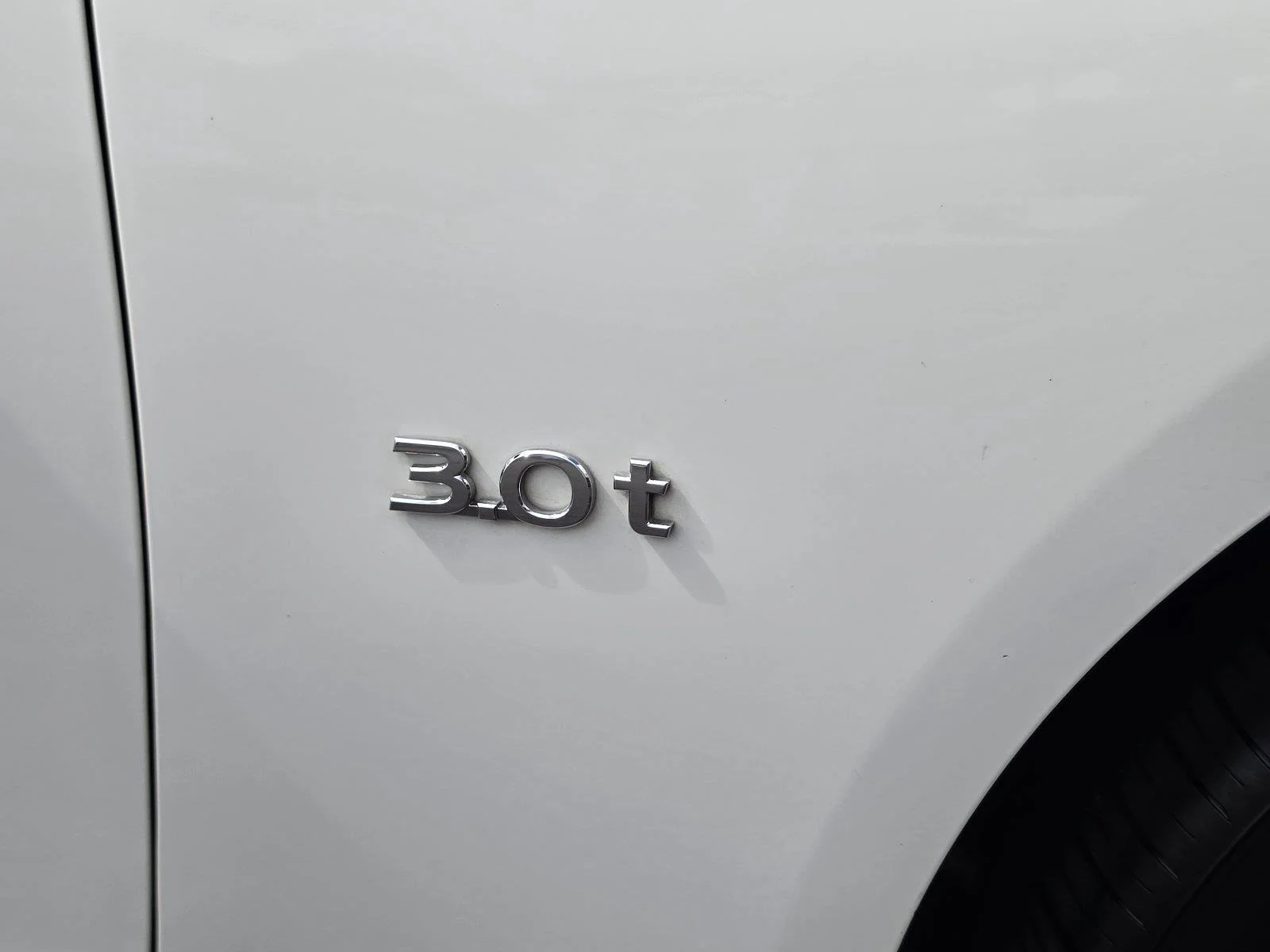 Used 2020 Pure White INFINITI 3.0t LUXE image 40