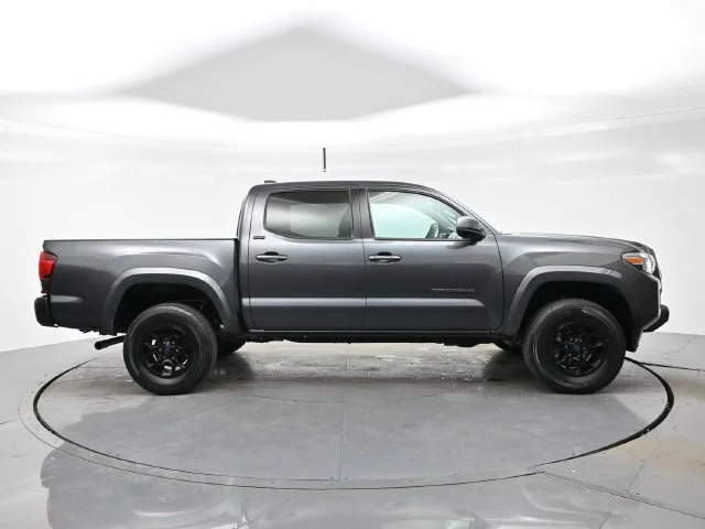 Used 2022 Magnetic Gray Met Toyota SR5 image 8