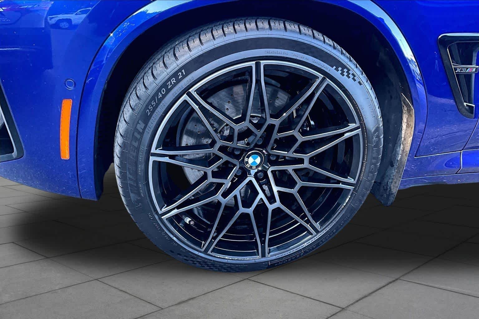 Used 2022 Marina Bay Blue Metallic BMW  image 11