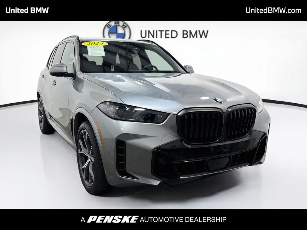 Used 2024 Gray Metallic BMW sDrive40i image 3