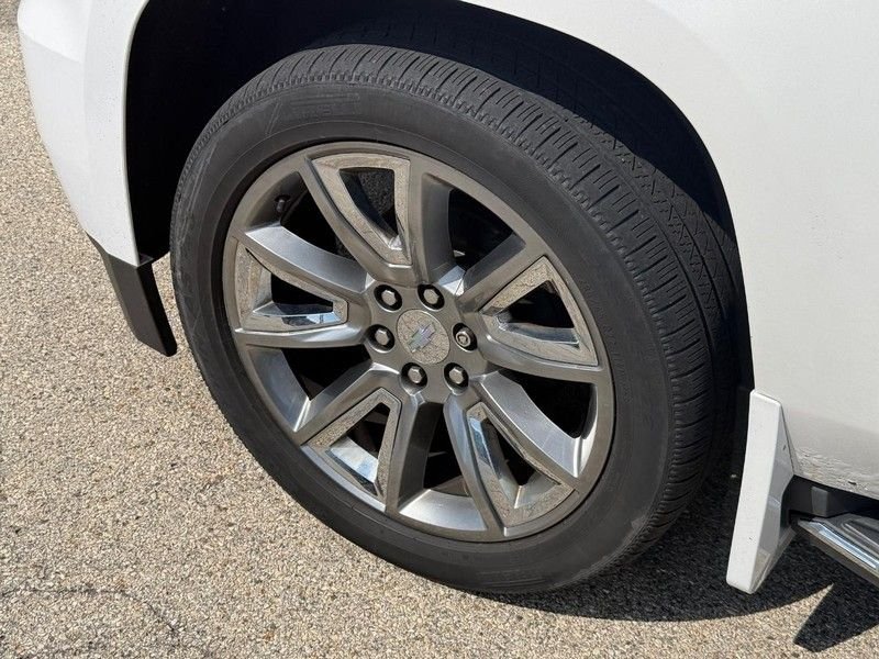 Used 2016 Pearl Chevrolet LTZ image 10