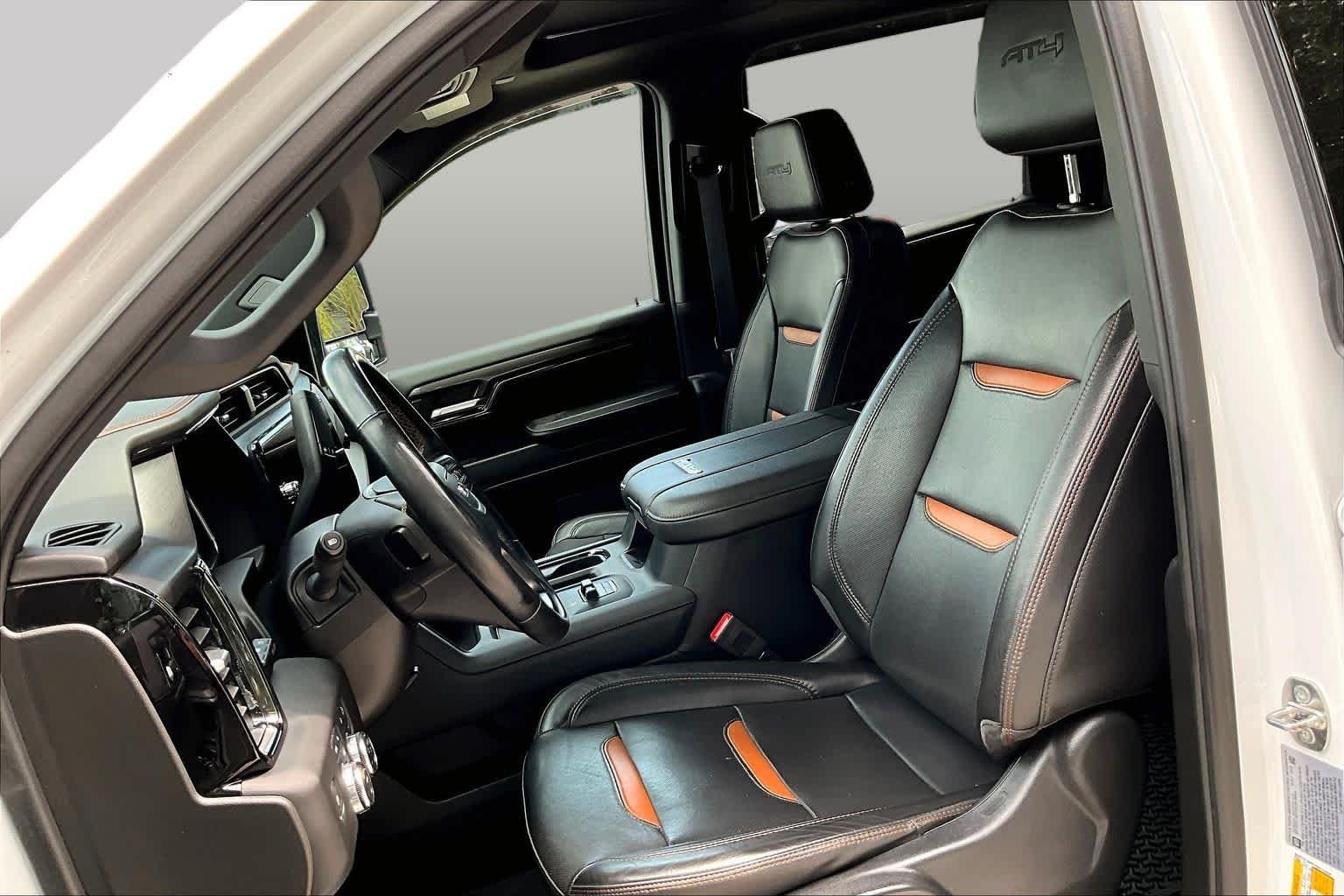 Used 2024 Summit White GMC AT4 image 8