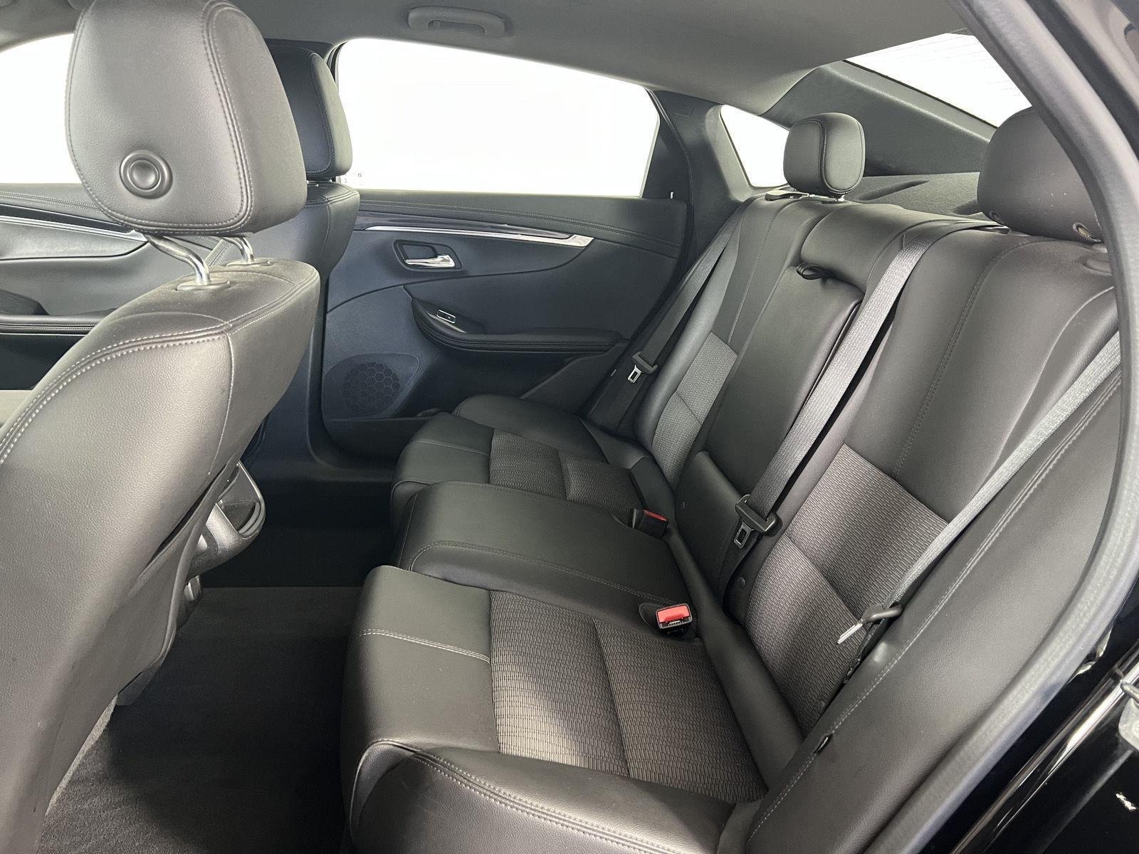 Used 2018 Black Chevrolet LT image 18