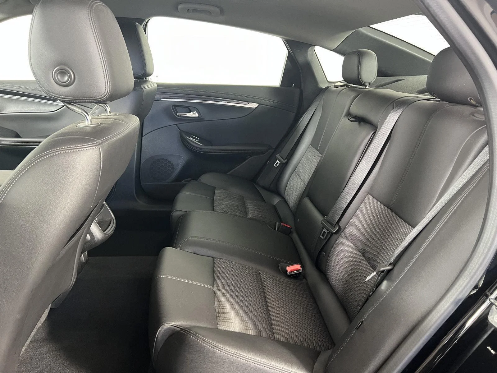 Used 2018 Black Chevrolet LT image 18