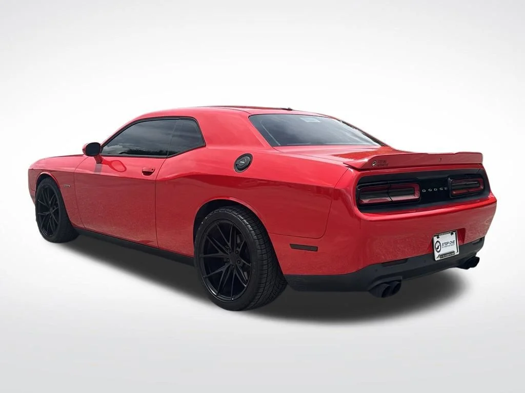 Used 2019 Red Dodge R/T image 5