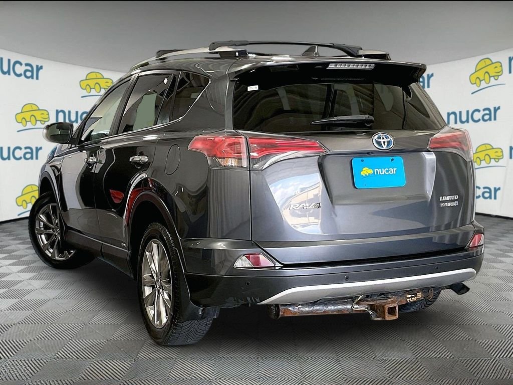 Used 2016 Gray Toyota Limited image 4