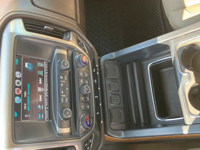2018 Chevrolet Silverado 1500 LTZ - Photo 23