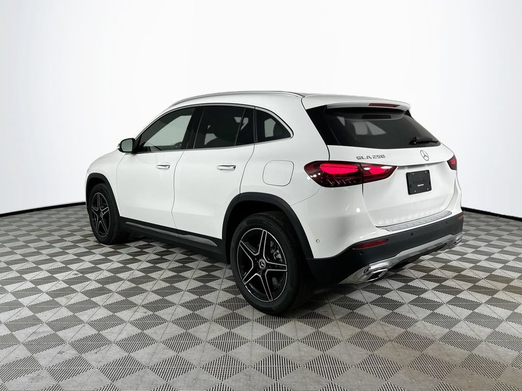 New 2026 Polar White Mercedes-Benz GLA 250 image 37