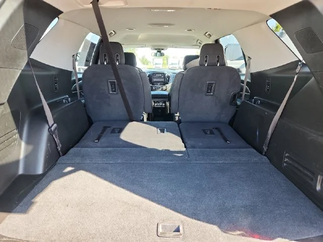 Used 2018 Black Chevrolet LT image 32