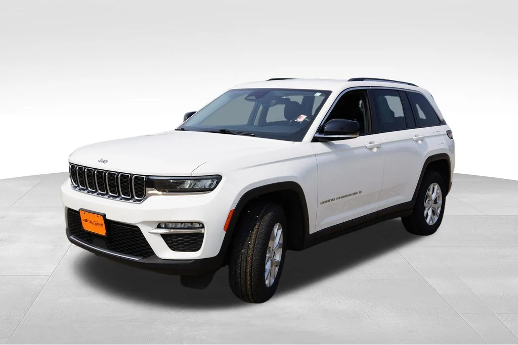 Used 2023 White Jeep Limited image 11