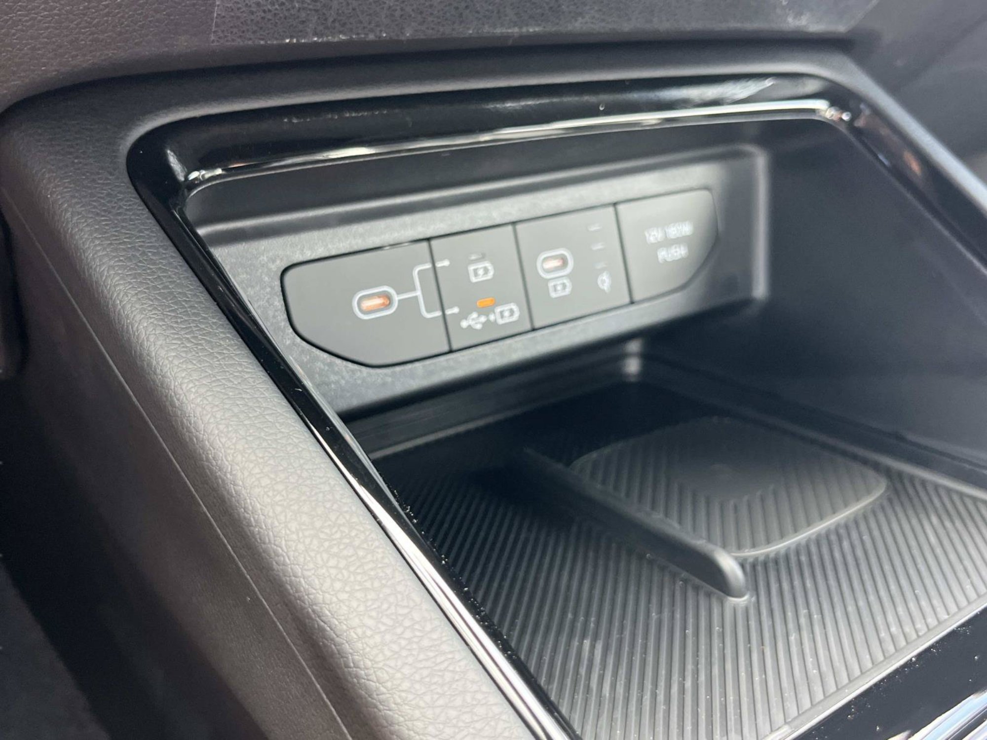 New 2026 Aurora Black Pearl Kia GT-Line image 24
