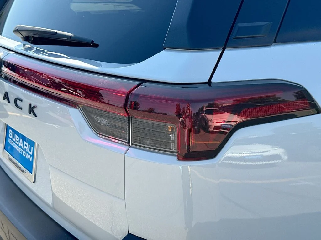 New 2026 CRYSTAL WHITE PEARL Subaru Limited image 34