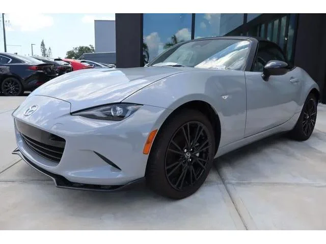 New 2026 Aero Gray Metallic Mazda Club image 8