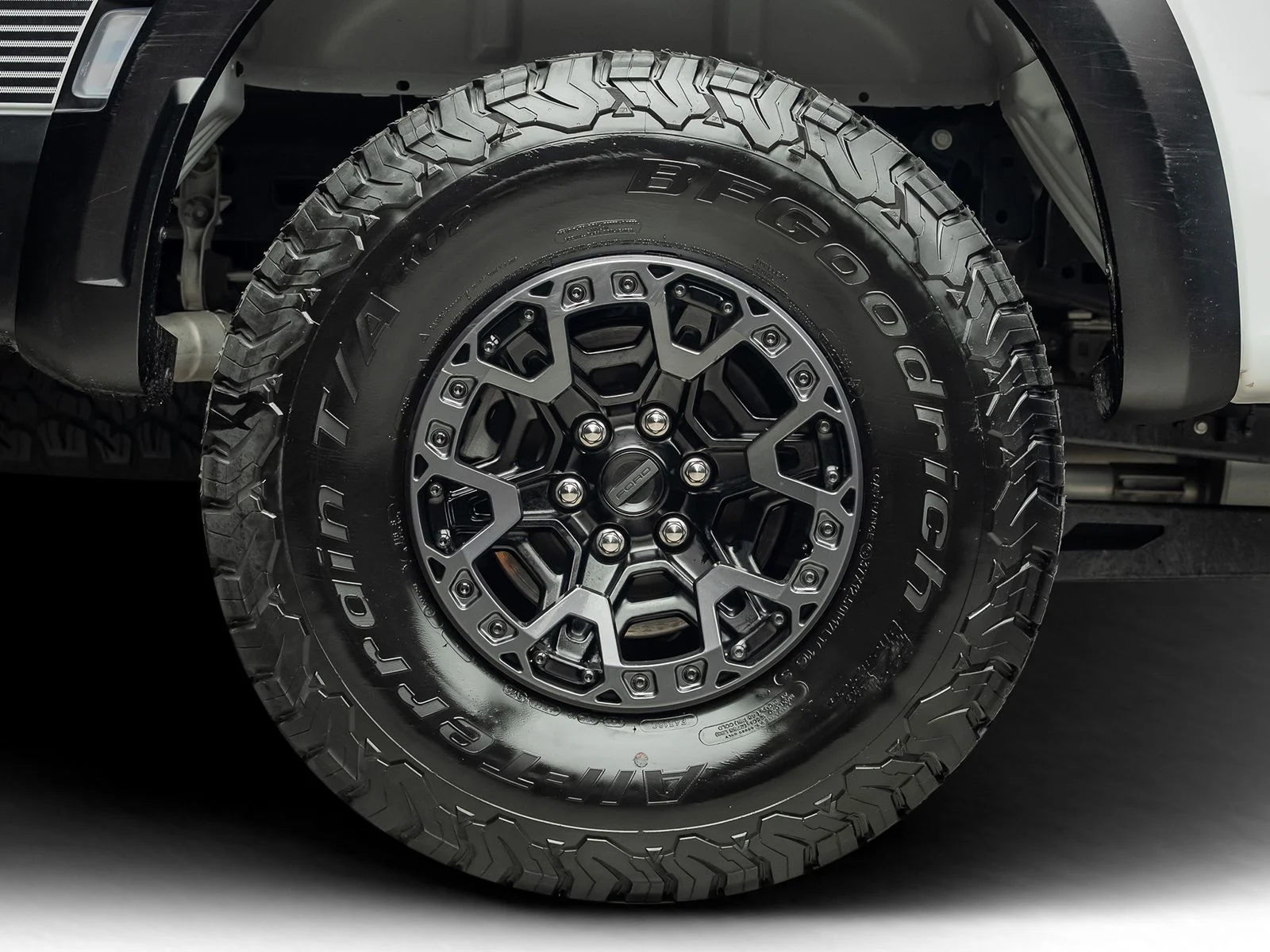 Used 2024 White Ford Raptor image 34