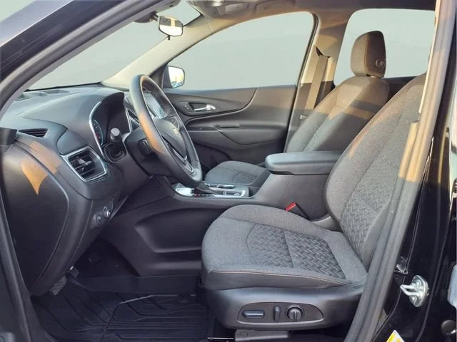Used 2024 Mosaic Black Metallic Chevrolet LT image 17