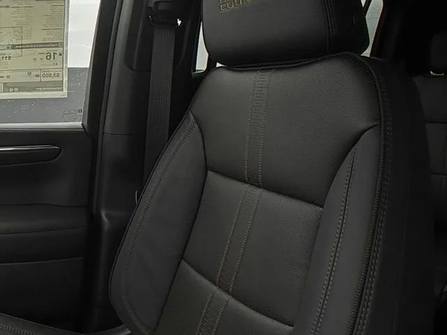 2026 Chevrolet Suburban High Country - Photo 39