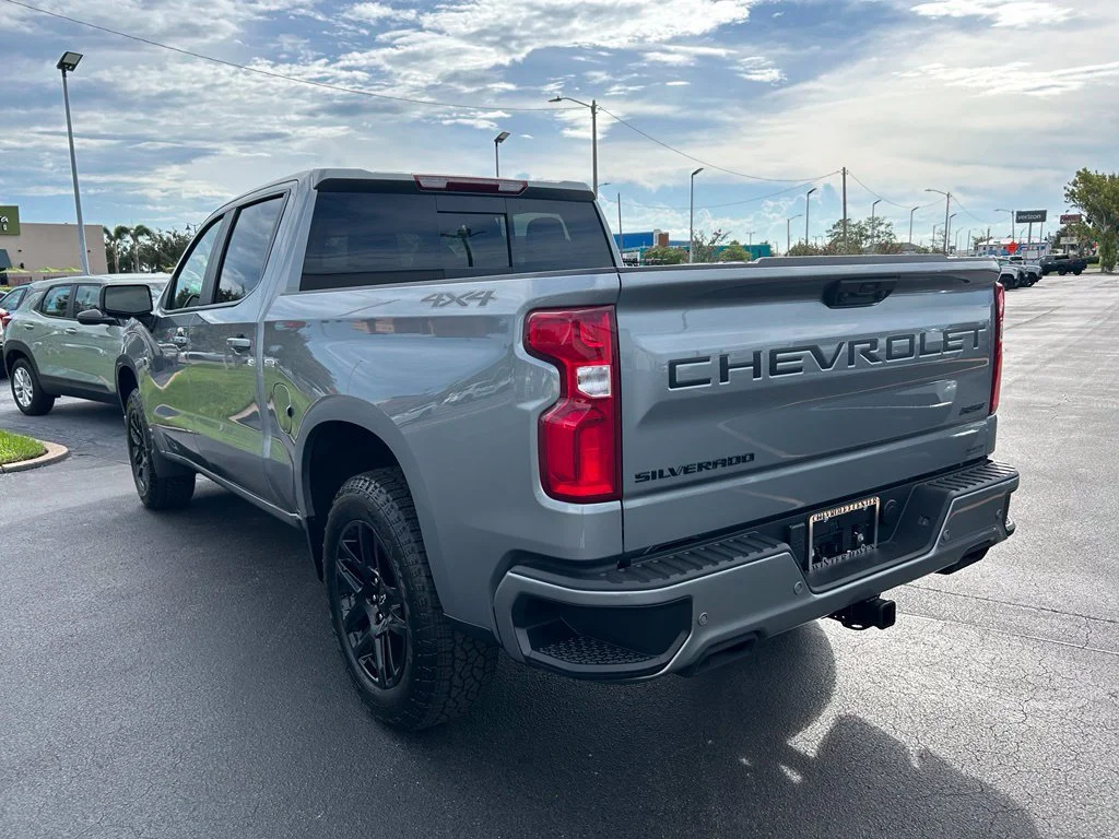 2026 Chevrolet Silverado 1500 RST - Photo 6