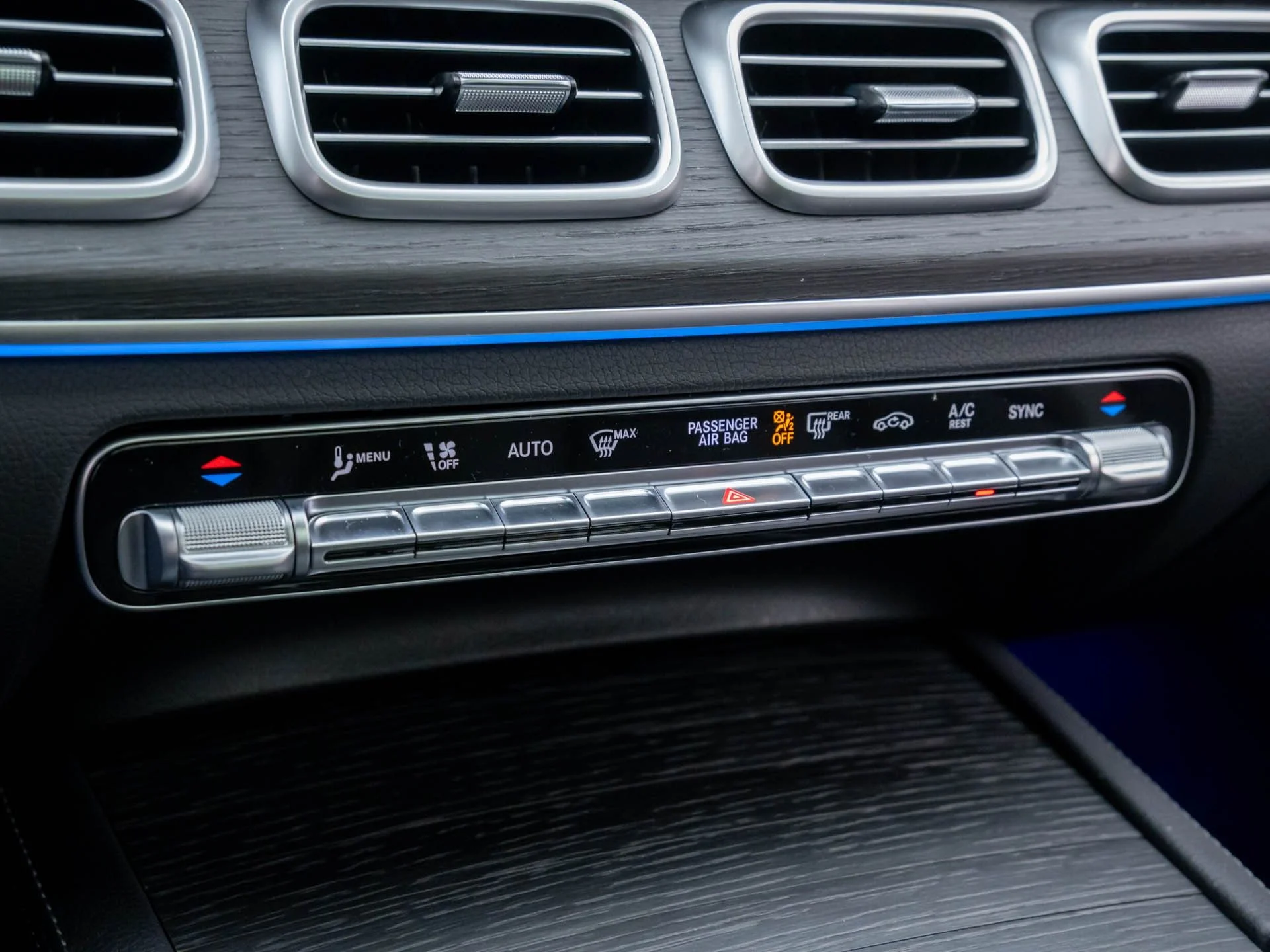 New 2026 Black Mercedes-Benz GLS 450 image 29