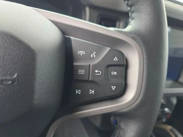 New 2025 Oxford White Ford Badlands® image 54