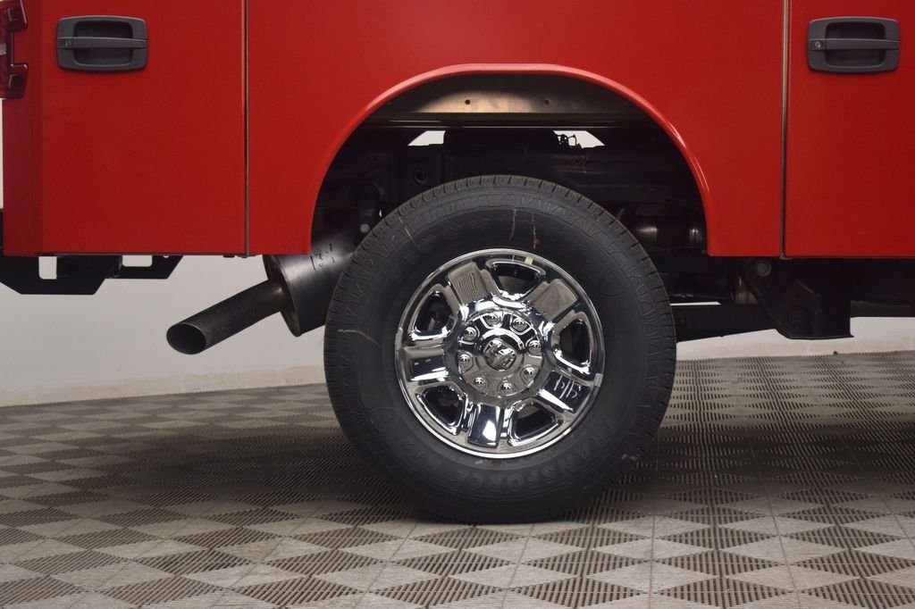New 2026 Flame Red Clear-Coat Exterior Paint RAM Tradesman image 9
