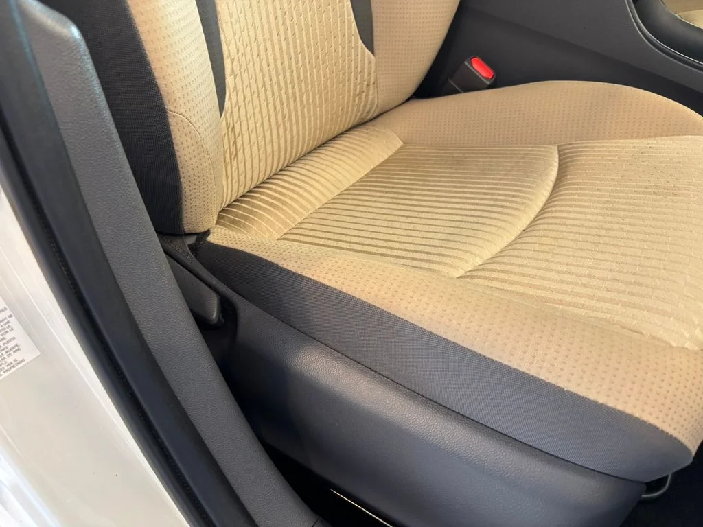 Used 2016 White Toyota Two image 22