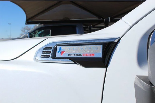 New 2026 White GMC SLT image 8