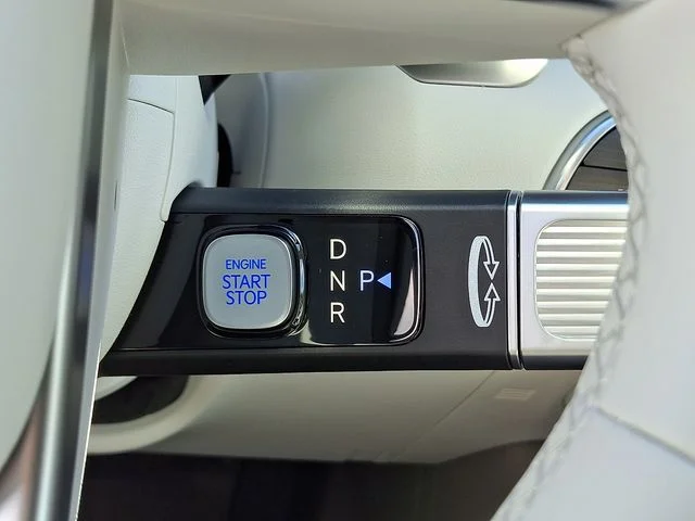 New 2027 Gray Hyundai Calligraphy image 10