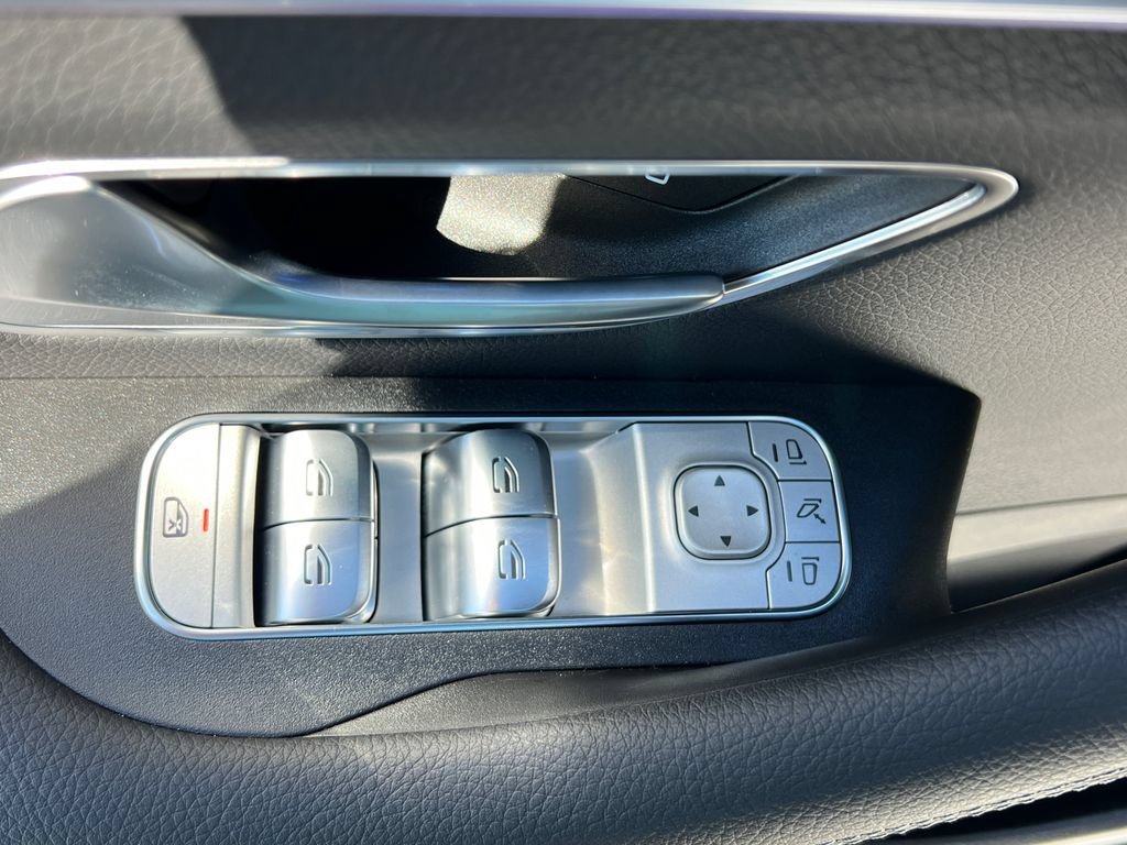 New 2026 MANUFAKTUR Moonlight White Magno Mercedes-Benz GLE450 image 46