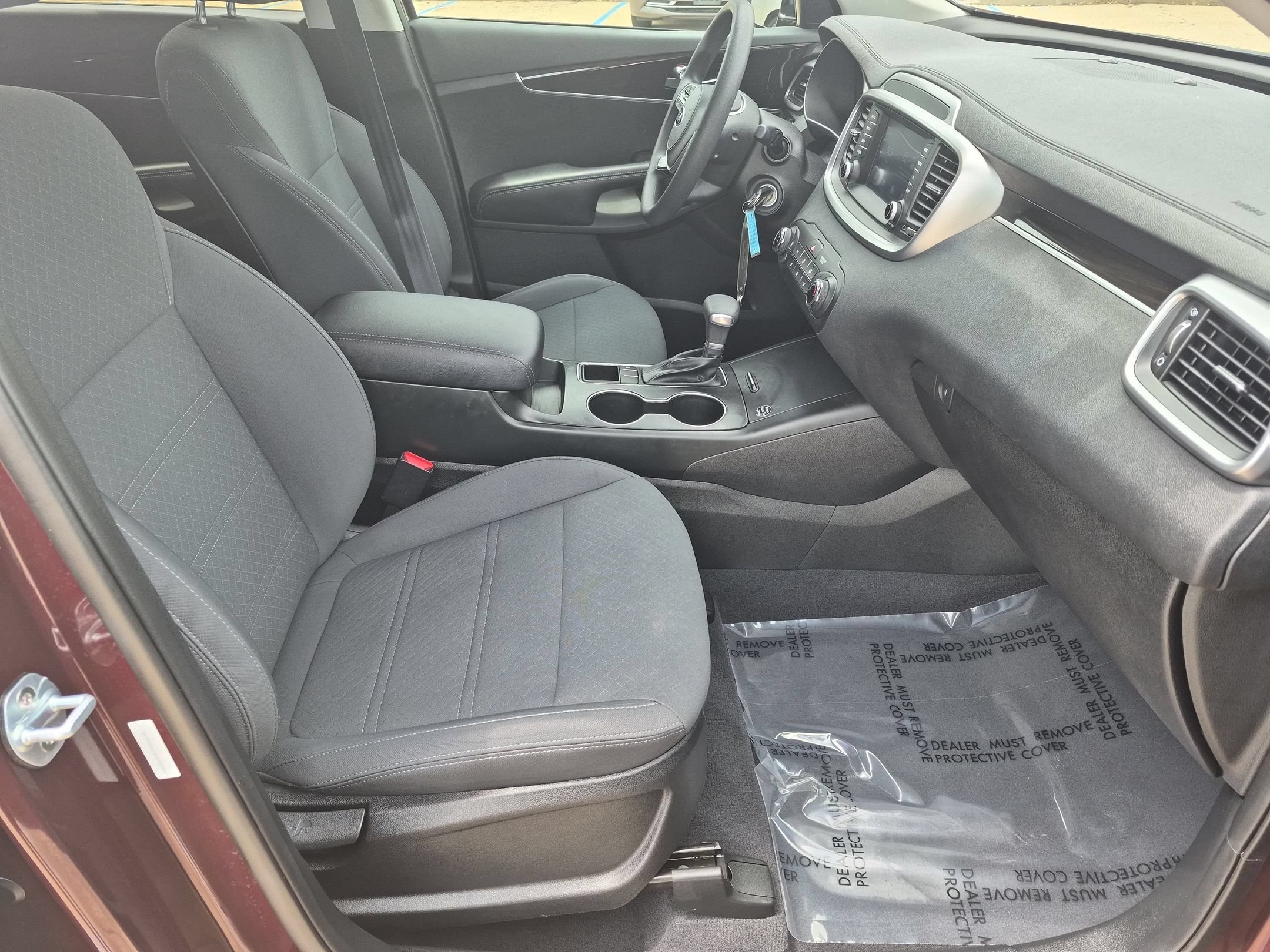 Used 2019 Sangria Kia LX image 28