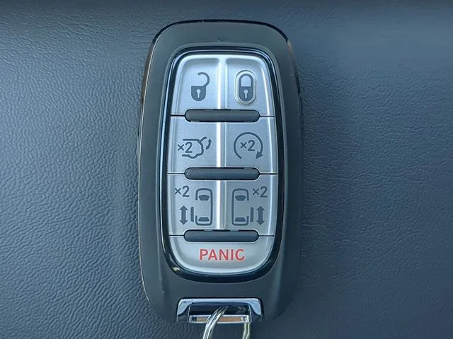 2026 Chrysler Voyager LX - Photo 36