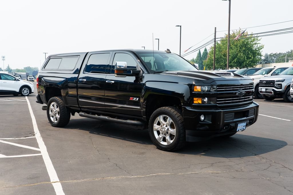 Used 2019 Black Chevrolet LTZ image 6
