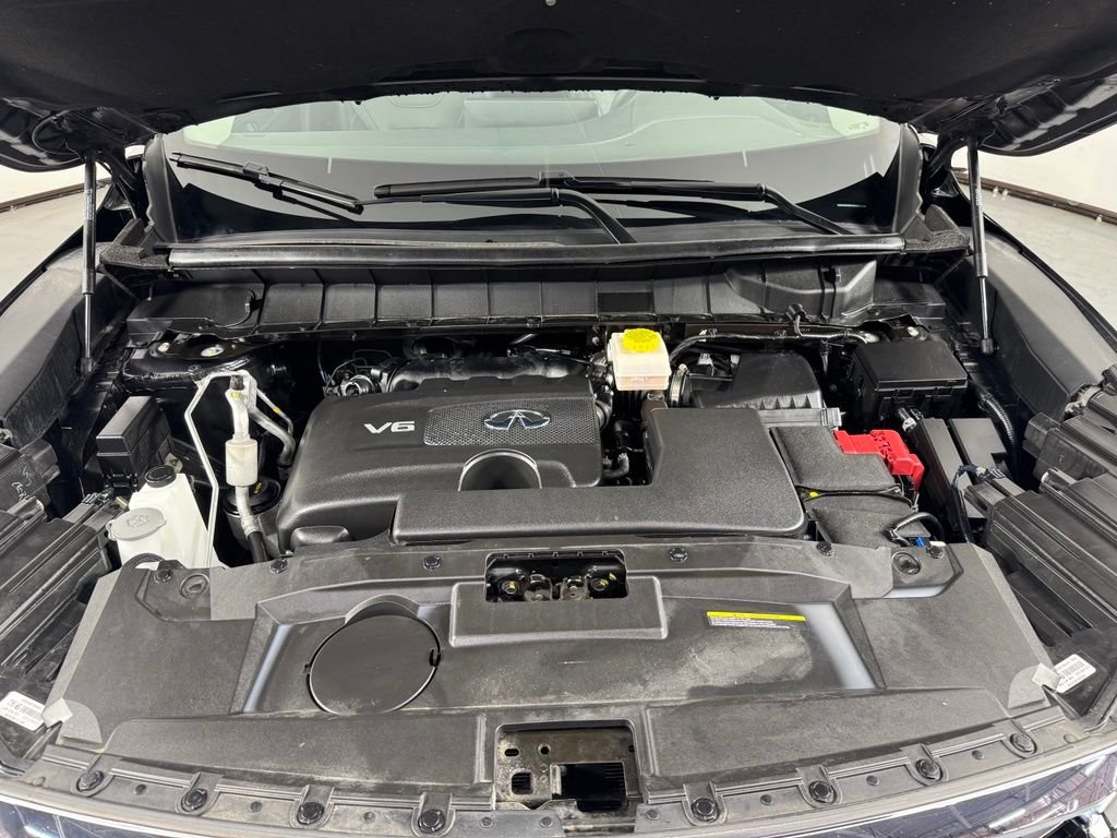 Used 2023 Mineral Black INFINITI LUXE image 37