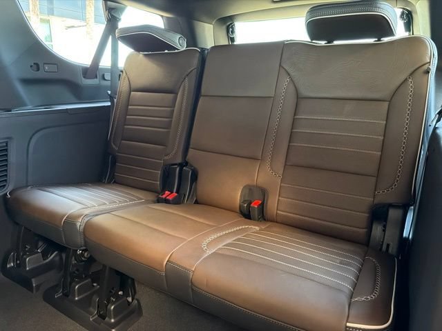 2026 GMC Yukon XL Denali Ultimate - Photo 19